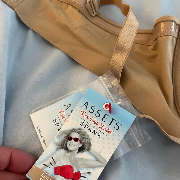 Convertible bra - Picture 2 of 5